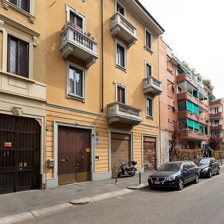 Cozy Apt With Balcony - Porta Romana District Милан Экстерьер фото